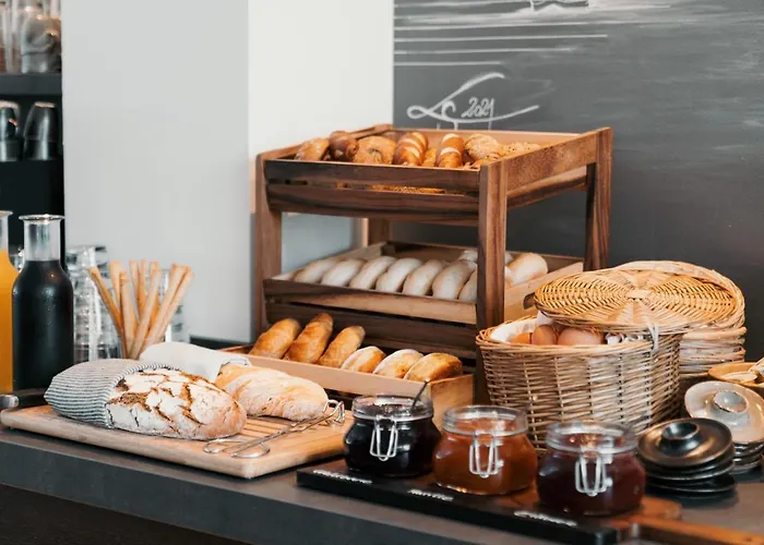 Esplanade 酒店 格蒙登