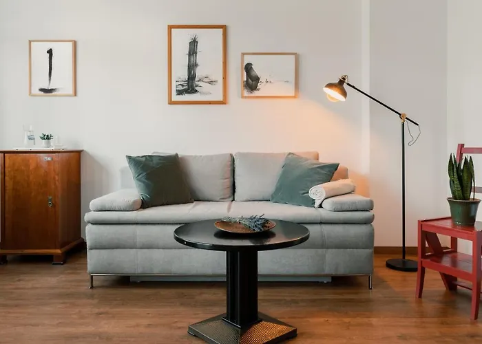 Esplanade 3* 格蒙登